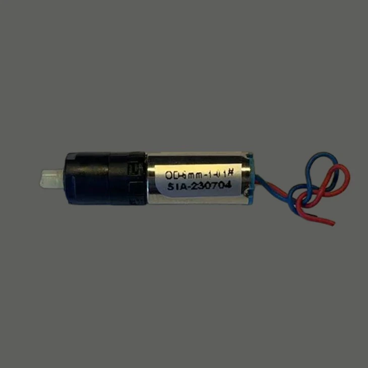 Motor cu angrenaje pentru defibrilator medical artefact salvator
