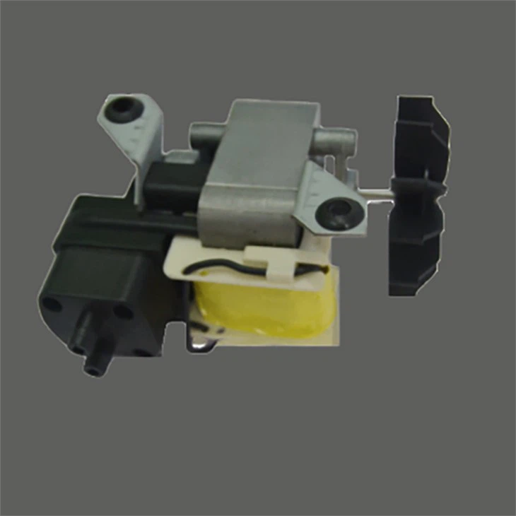 Motor de antrenare de atomizare